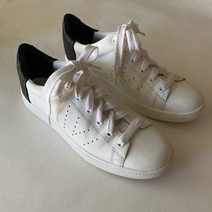 Vince sneakers